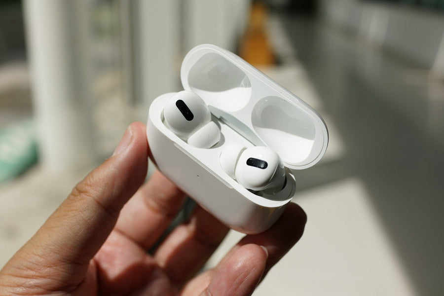 What to do if your AirPods get wet? 6 Actionable Drying Steps To Save Your AirPods In No Time